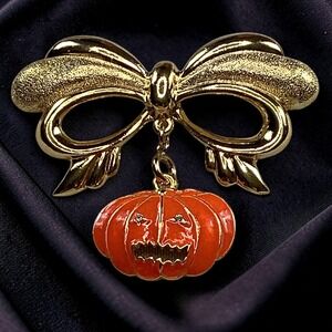 Vtg B.C. Lind 14K GE Gold Tone Bow Pumpkin Dangle Brooch Halloween Enamel Pin